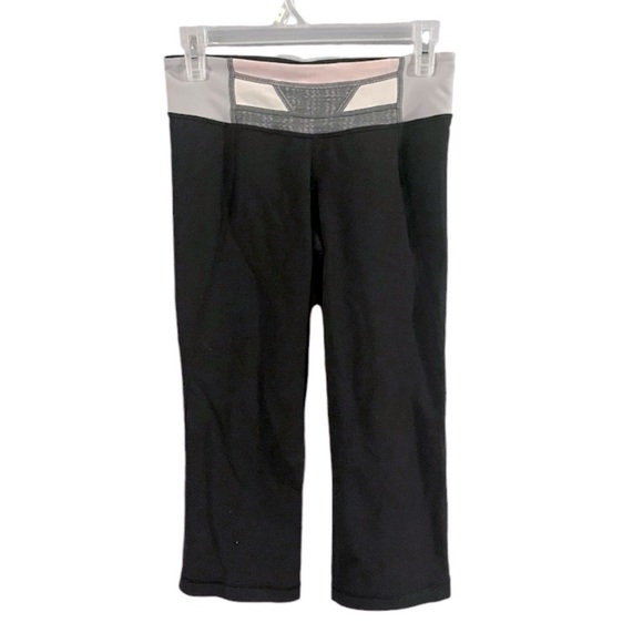EUC Lululemon Cropped Flare Leggings Size 4 - Picture 1 of 7
